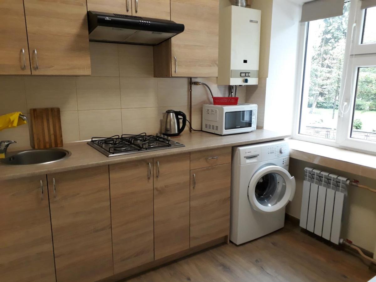 Затишні Апартаментами Біля Озера Ternopil Extérieur photo